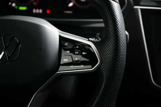 Volkswagen Tiguan (2023) thumbnail 16
