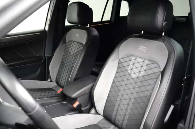 Volkswagen Tiguan (2023) thumbnail 21