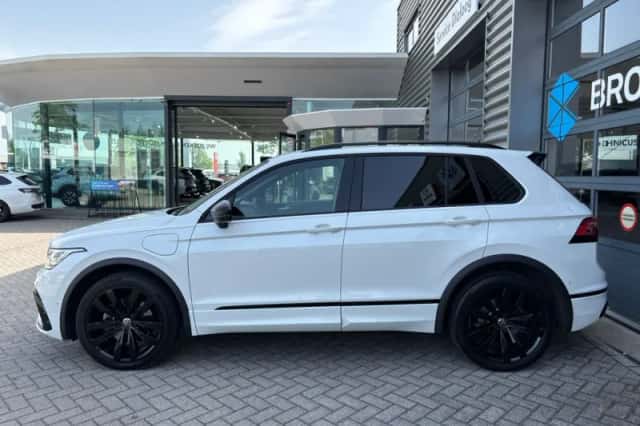 Volkswagen Tiguan (2023) thumbnail 6