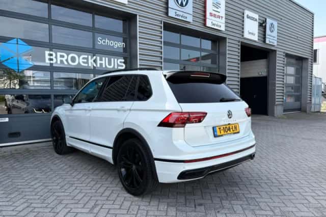Volkswagen Tiguan (2023) thumbnail 9