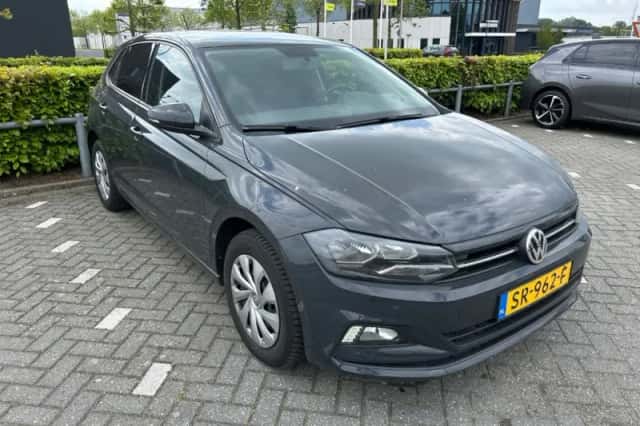 Volkswagen Polo (2018) thumbnail 2