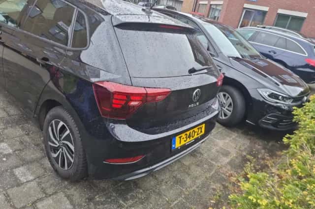 Volkswagen Polo (2023) thumbnail 2