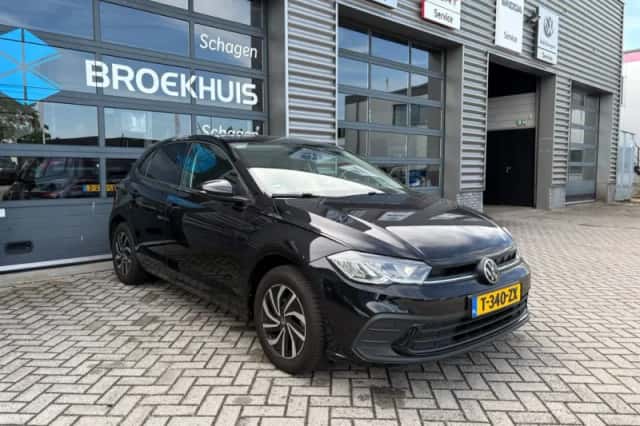 Volkswagen Polo (2023) thumbnail 4