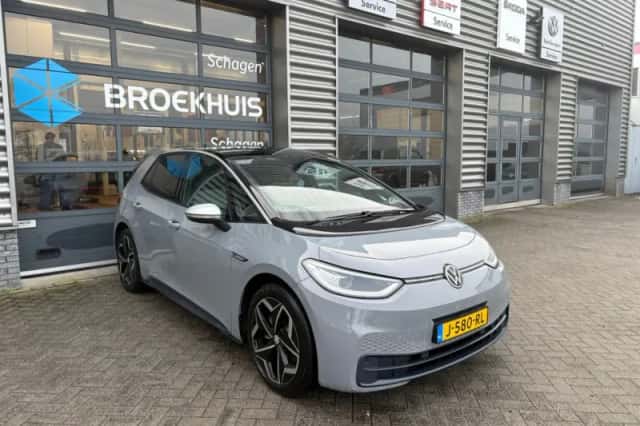 Volkswagen ID.3 (2020) thumbnail 3