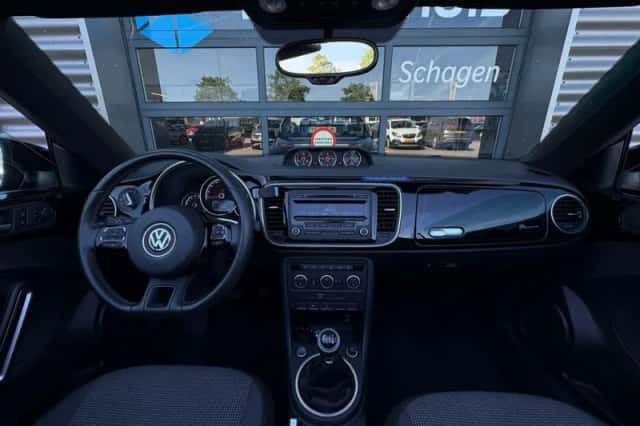 Volkswagen Beetle (2014) thumbnail 12