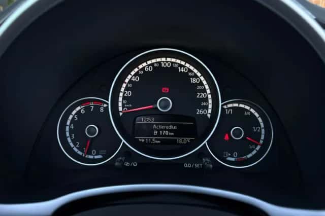Volkswagen Beetle (2014) thumbnail 13