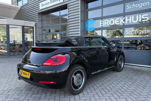 Volkswagen Beetle (2014) thumbnail 8