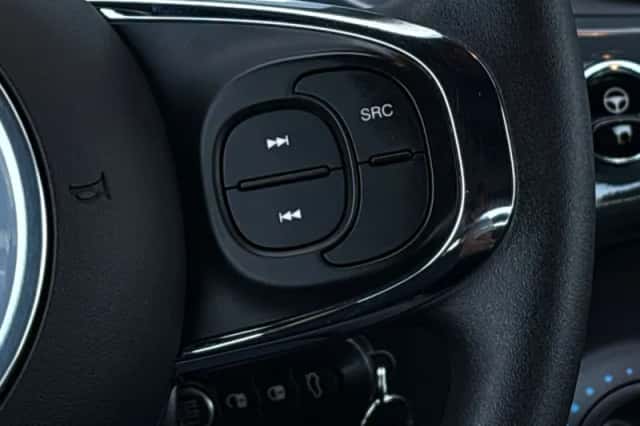 Fiat 500 (2022) thumbnail 14
