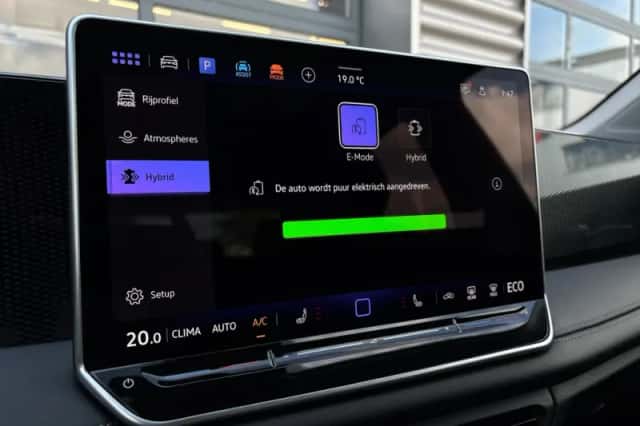 Volkswagen Tiguan (2025) thumbnail 50