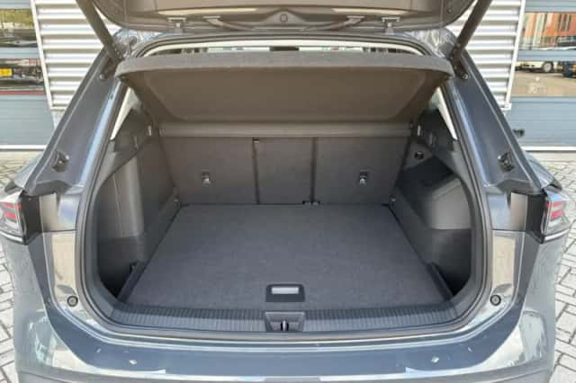 Volkswagen Tiguan (2025) thumbnail 55