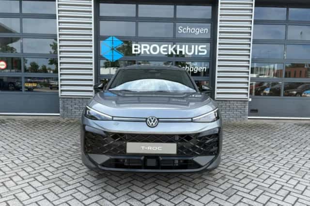 Volkswagen T-Roc (2026) thumbnail 3