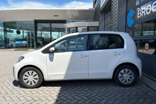 Volkswagen Up! (2019) thumbnail 6