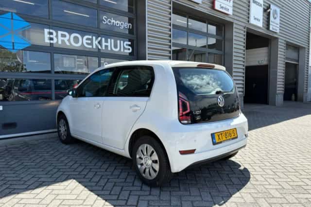 Volkswagen Up! (2019) thumbnail 9