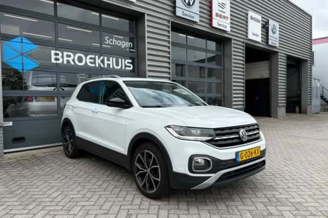 Volkswagen T-Cross (2019) thumbnail 2