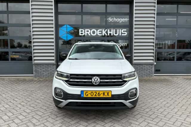 Volkswagen T-Cross (2019) thumbnail 3
