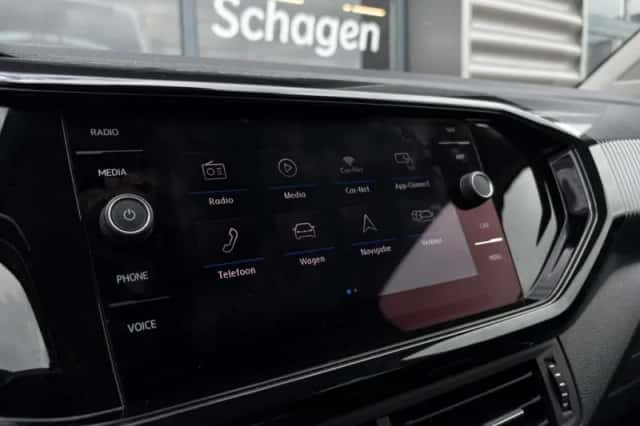 Volkswagen T-Cross (2019) thumbnail 22