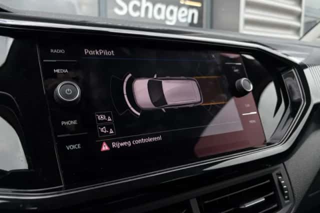 Volkswagen T-Cross (2019) thumbnail 23