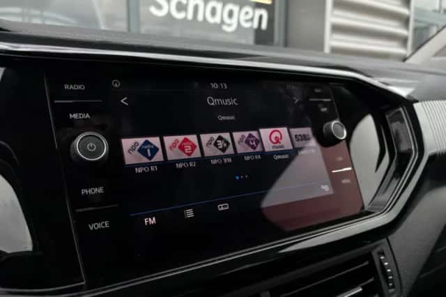 Volkswagen T-Cross (2019) thumbnail 30