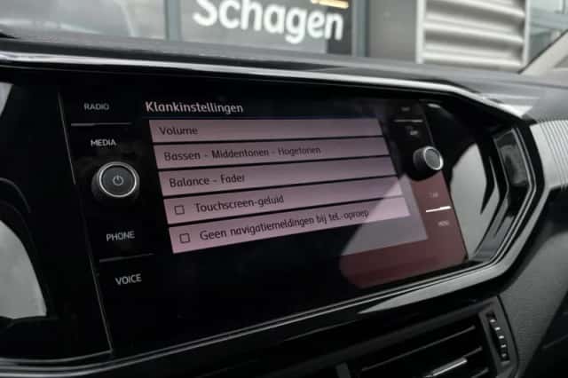 Volkswagen T-Cross (2019) thumbnail 32