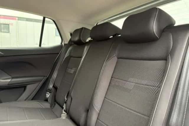 Volkswagen T-Cross (2019) thumbnail 35