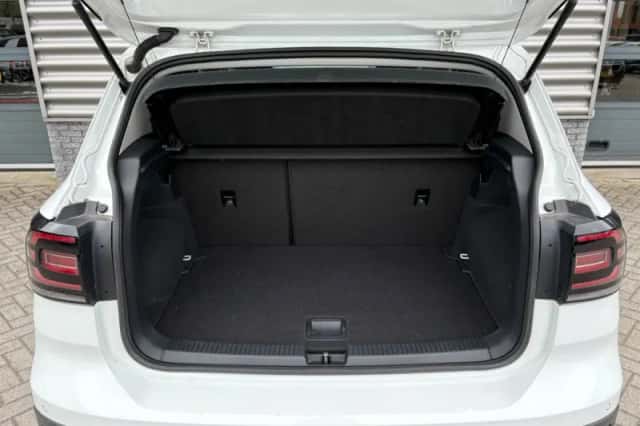 Volkswagen T-Cross (2019) thumbnail 36