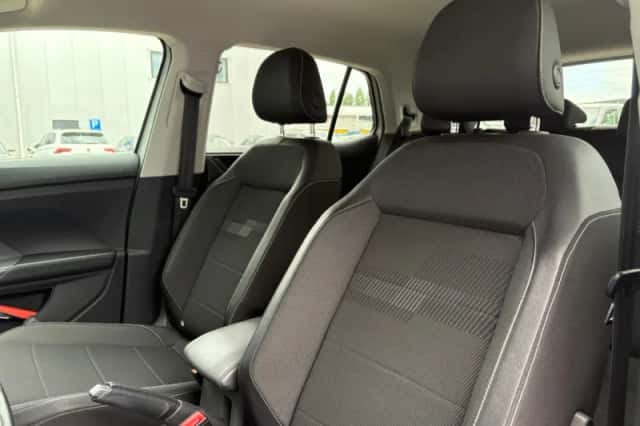 Volkswagen T-Cross (2019) thumbnail 10