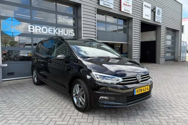 Volkswagen Touran (2024) thumbnail 4