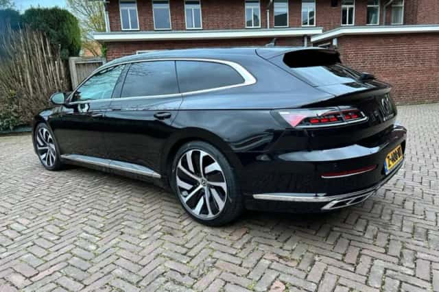 Volkswagen Arteon (2022) thumbnail 2