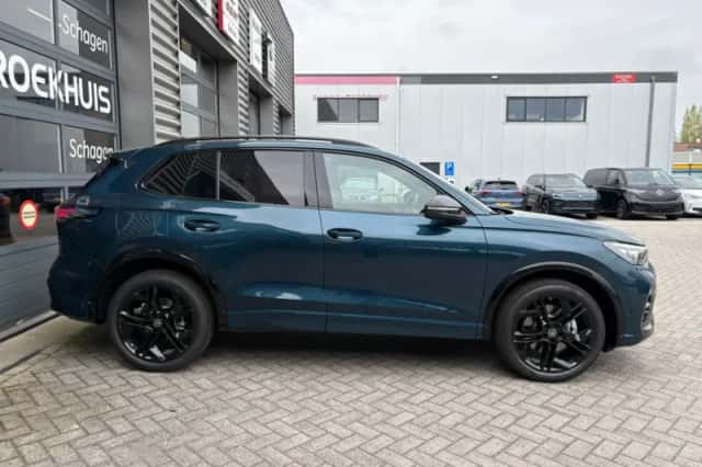 Volkswagen Tiguan (2026) thumbnail 5