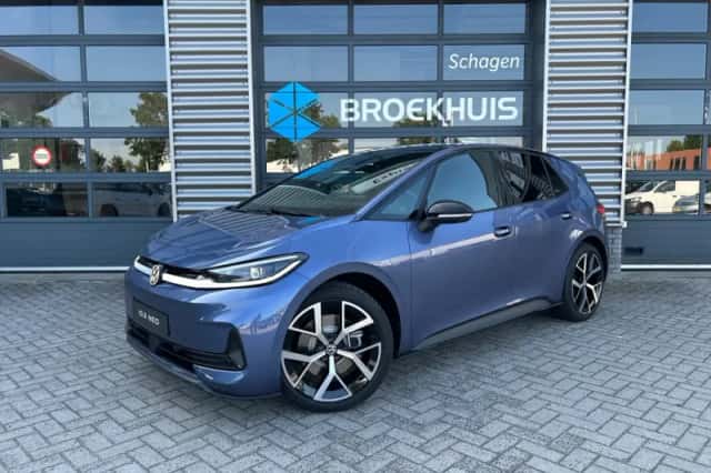 Volkswagen ID.3 (2023) thumbnail 1