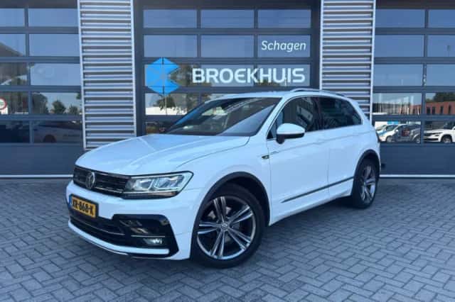 Volkswagen Tiguan (2019) thumbnail 1