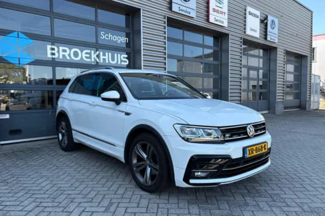 Volkswagen Tiguan (2019) thumbnail 4