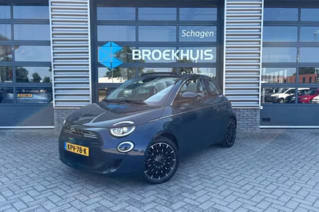 Fiat 500C (2023) thumbnail 1