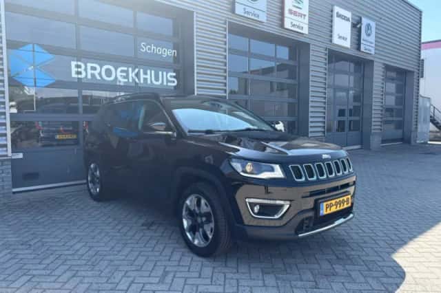Jeep Compass (2017) thumbnail 4