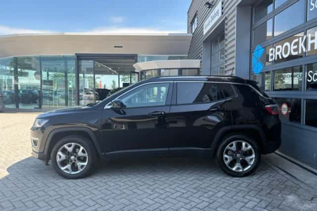 Jeep Compass (2017) thumbnail 6