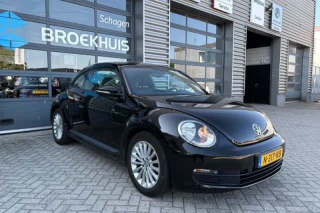 Volkswagen Beetle (2014) thumbnail 4