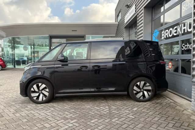 Volkswagen ID. Buzz (2023) thumbnail 6