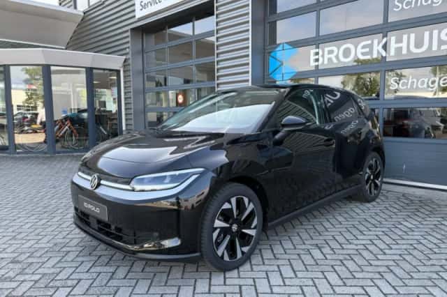 Volkswagen ID. Polo (2026) thumbnail 2