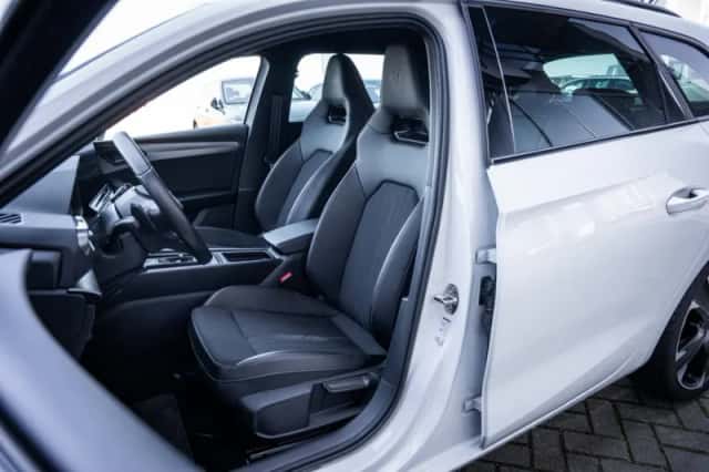 CUPRA Leon Sportstourer (2024) thumbnail 26