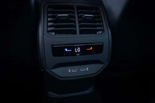 CUPRA Leon Sportstourer (2024) thumbnail 30