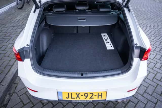CUPRA Leon Sportstourer (2024) thumbnail 31