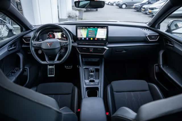 CUPRA Leon Sportstourer (2024) thumbnail 34