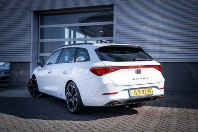 CUPRA Leon Sportstourer (2024) thumbnail 6