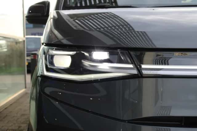 Volkswagen Multivan (2025) thumbnail 37