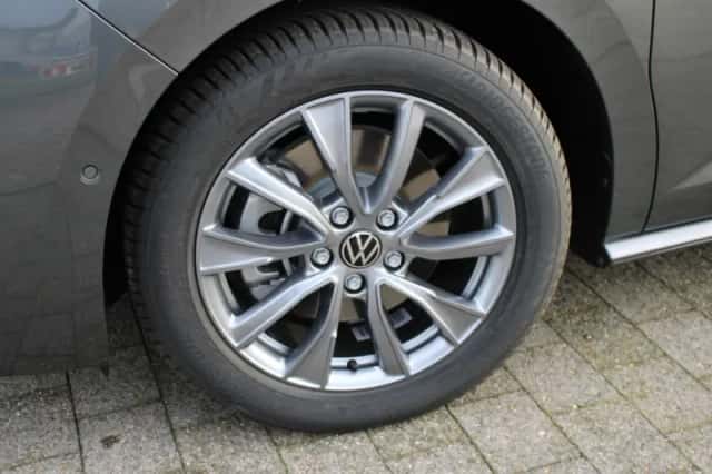 Volkswagen Multivan (2025) thumbnail 39