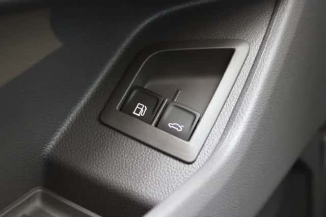 Volkswagen Multivan (2025) thumbnail 45