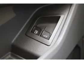 Volkswagen Multivan (2025) thumbnail 45