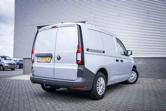 Volkswagen Caddy (2024) thumbnail 3