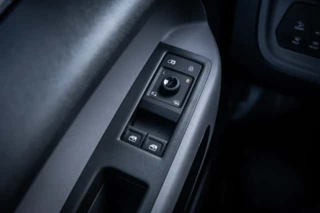 Volkswagen ID. Buzz (2025) thumbnail 26