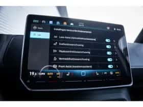 Volkswagen ID. Buzz (2025) thumbnail 30